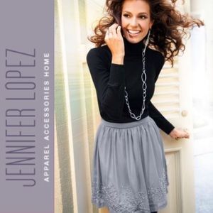 Jennifer Lopez skirt with decorative embroidery